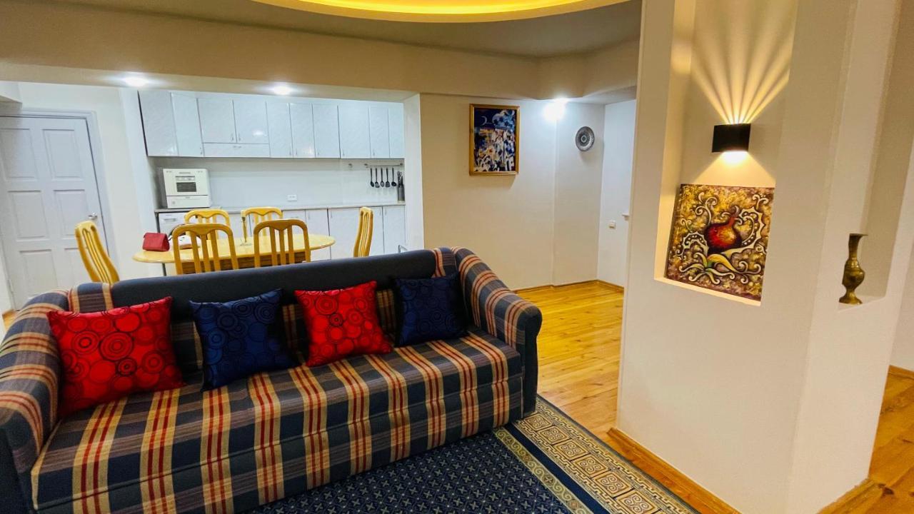 3-Bedroom Apartment On Ohunboboev Tasjkent Eksteriør billede